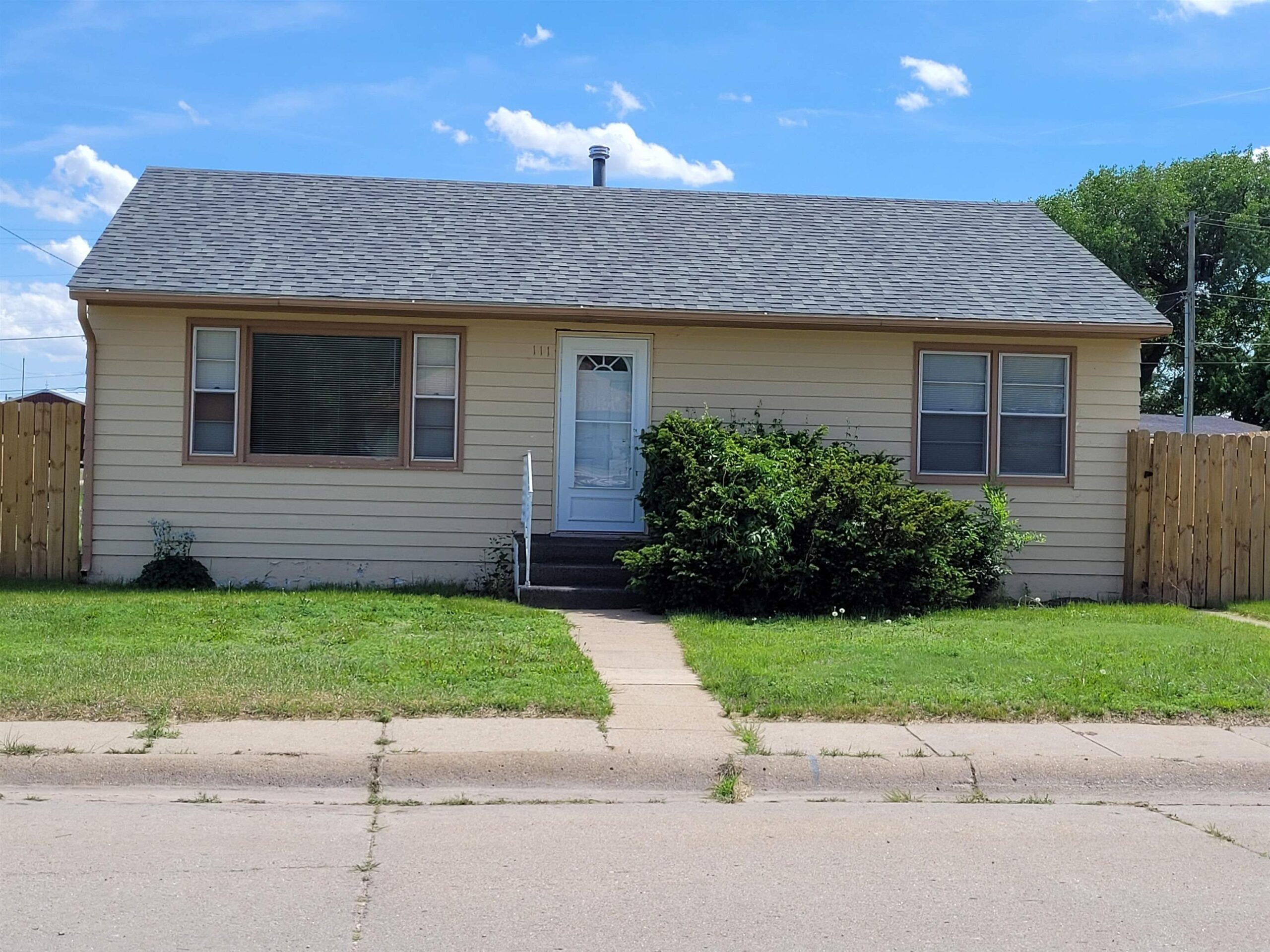 111 E Avenue F, Oshkosh, NE Jack Nerud Realty
