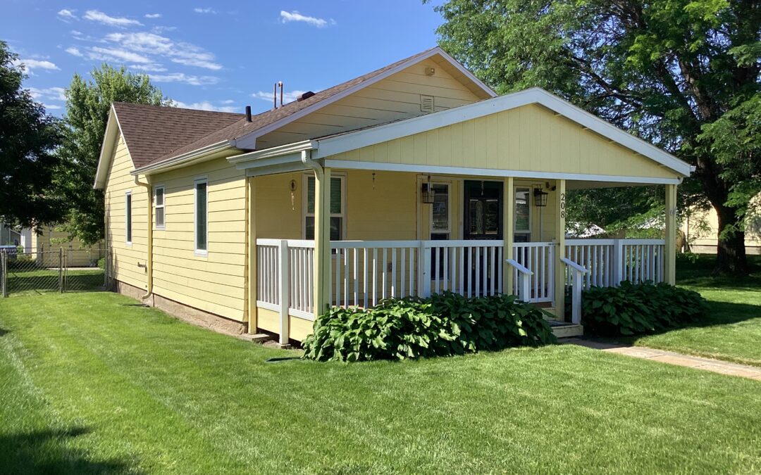 GEORGEOUS HOME IN THE VILLAGE OF PAXTON