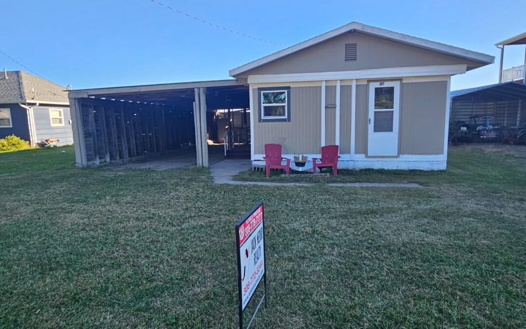 Location! Location!  Gorgeous view of the North Platte Valley