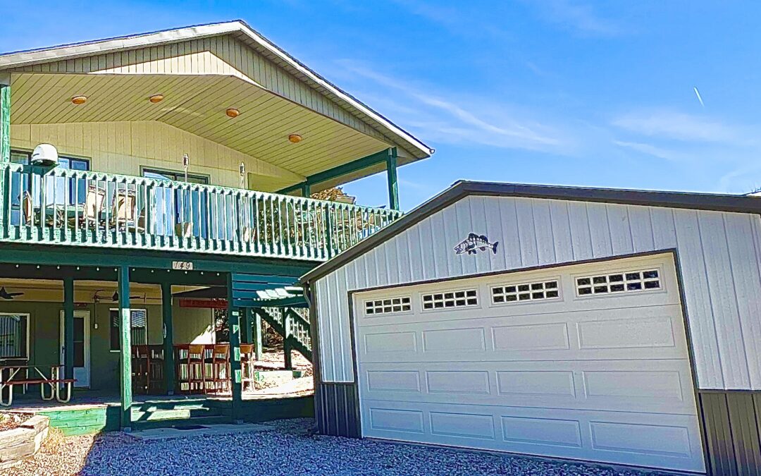 Tumbleweed Deck House